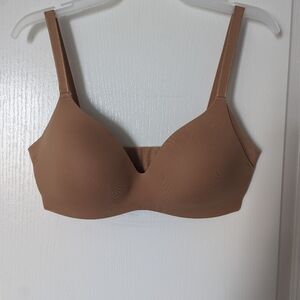 Size 4 (old sizing and style) WingWoman Knix wireless bra